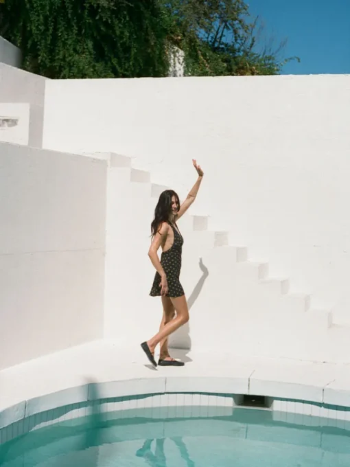The Leila -^Réalisation Par Clearance