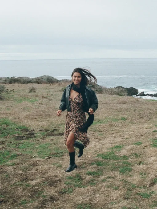 The Monica -^Réalisation Par Hot